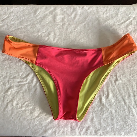 Maui and Sons Reversible Neon Bikini Set - Picture 6 of 17
